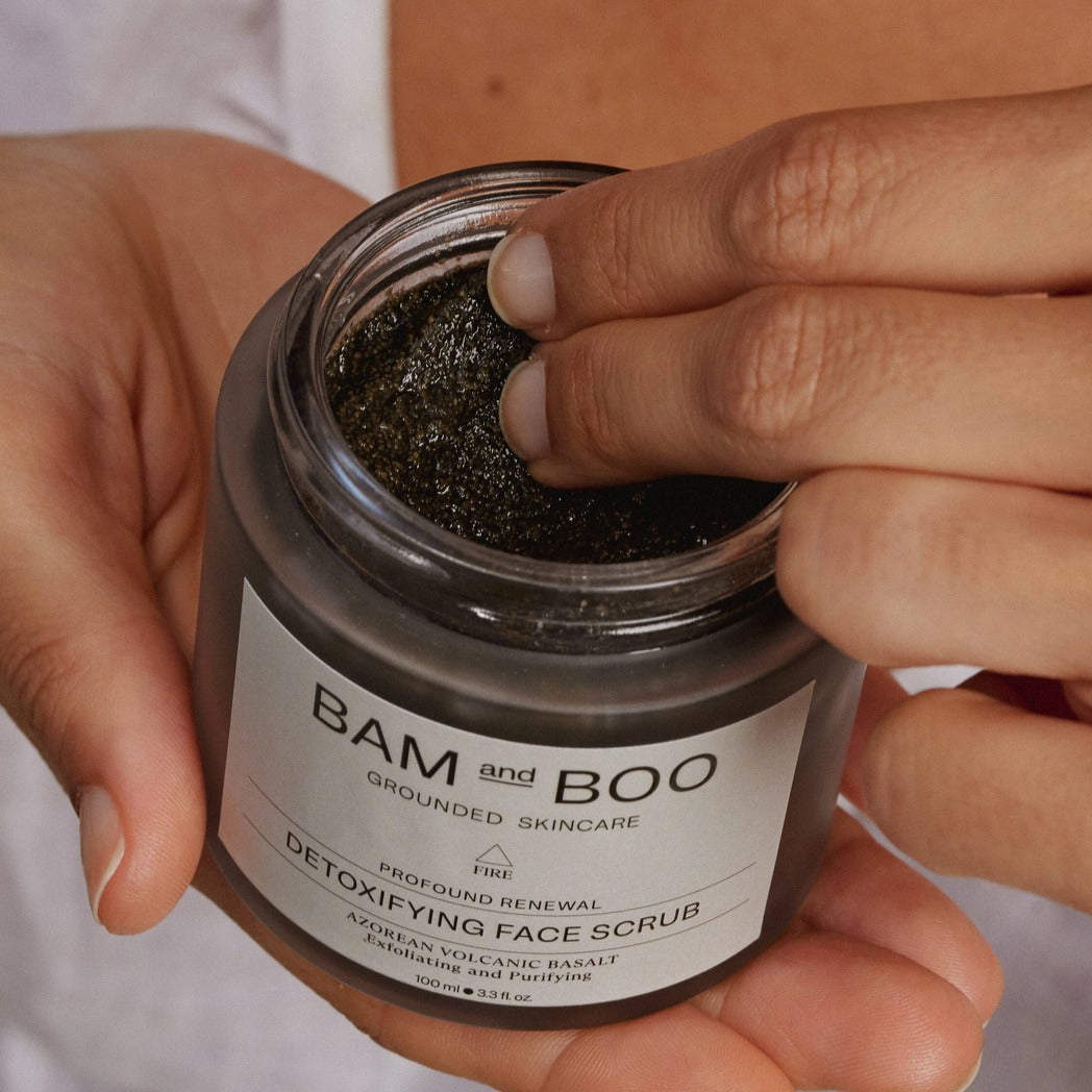 Detoxifying Face Scrub